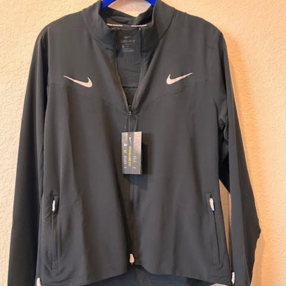 NIKE Running WOMEN'S TRAINING RUNNING JACKET (CU3042 010) SIZE (M) NWT